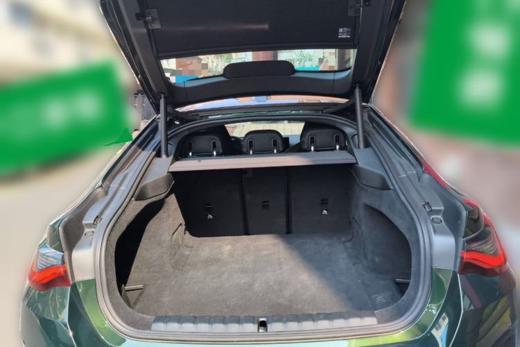 Used BMW i4 2022 M50 Trunk