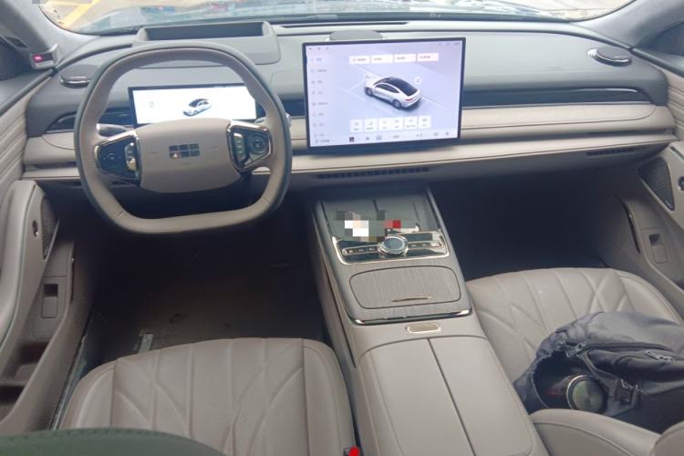 Used Geely Galaxy 8 2025 130km EM-P Starship Edition Center Console