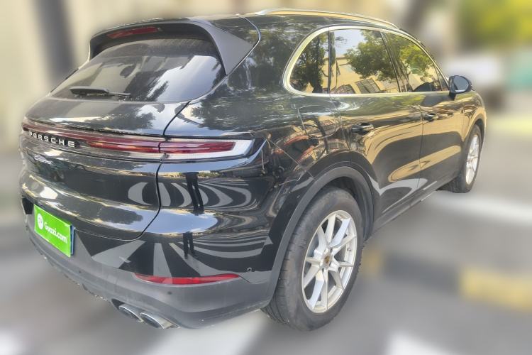 Used Porsche Cayenne 2024 Cayenne 3.0T Rear Right 45 Deg