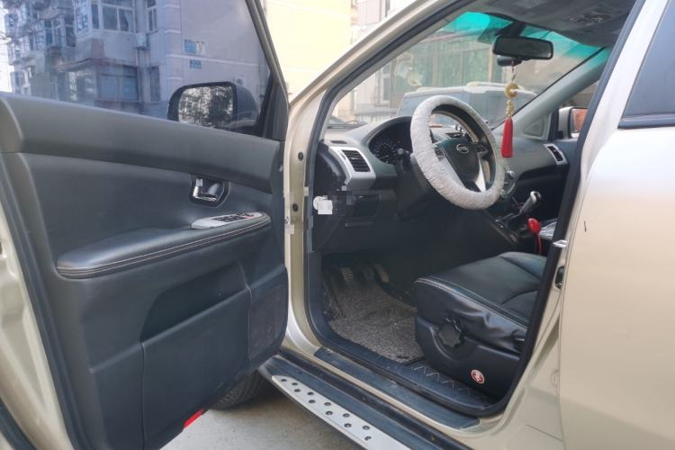 Used BYD S6 2013 Jingyue Edition 2.0L Manual Luxury Model 5 Seats