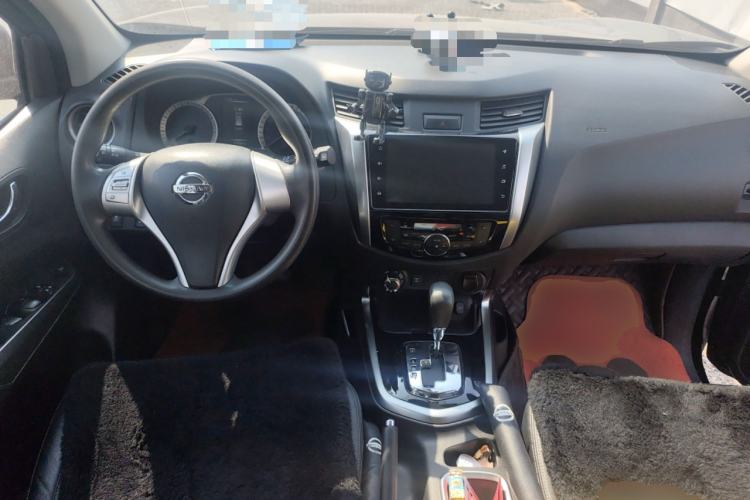 Used Nissan Terra 2020 2.5L XL Upper 4WD Automatic Four-Wheel Drive Luxury Edition Center Console