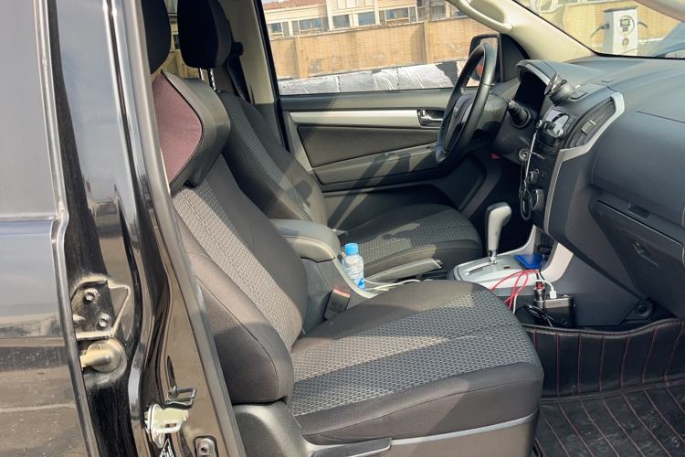 Used Isuzu mu-X 2015 2.5T Four-Wheel Drive Automatic Comfort Model 7 Seats