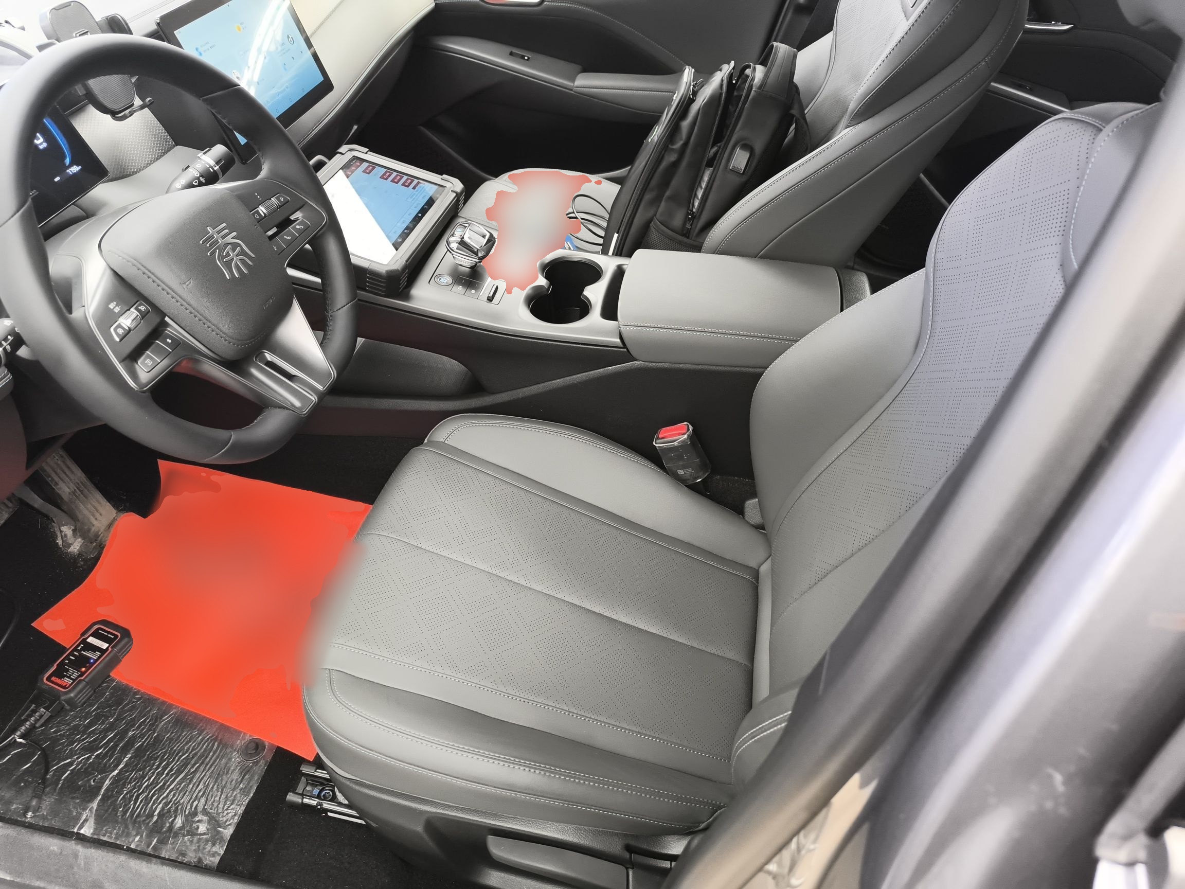 Переднее сиденье в автомобиле