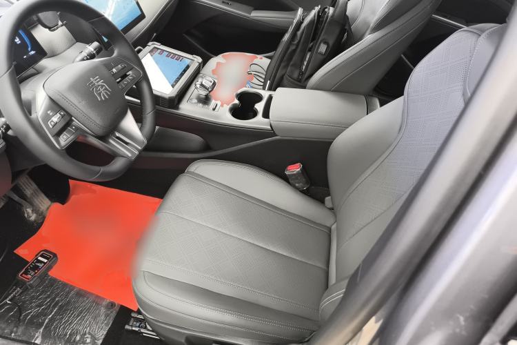 Used BYD Qin PLUS 2025 DM-i Smart Drive 55KM Leading Model Left Front Seat