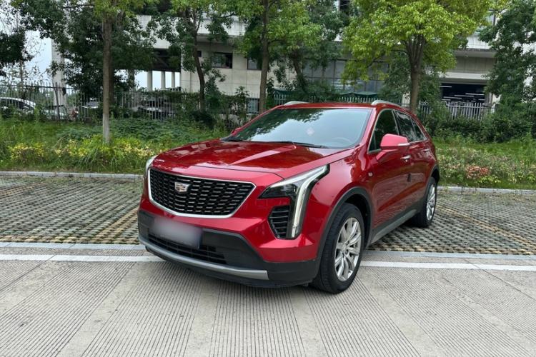Used Cadillac XT4 2022 28T Two-Wheel-Drive Luxury Version