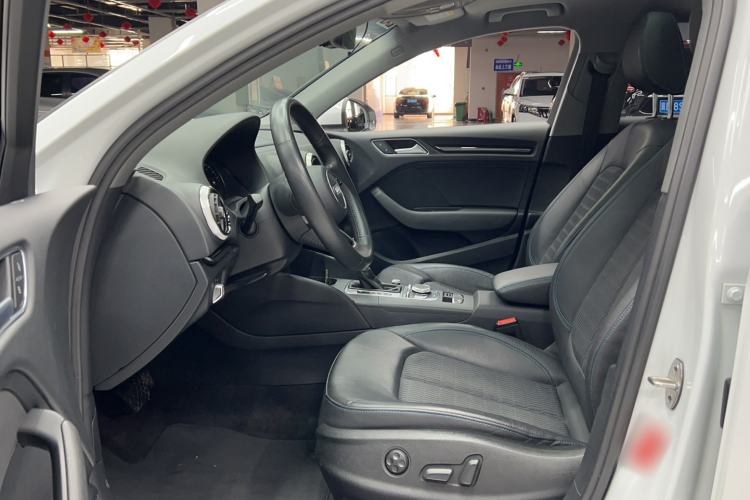 Used Audi A3 2019 Limousine 35 TFSI Fashion Edition China VI Emission Standard