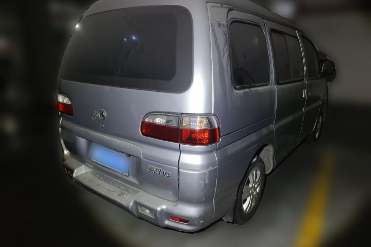 Used FORTHING Lingzhi 2013 V3 1.5L 7-Seater Standard Model II
