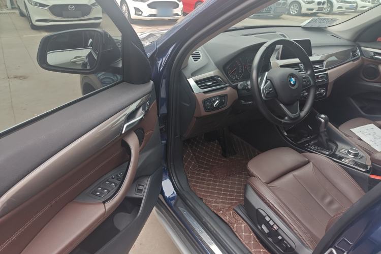 Used BMW X1 2018 xDrive20Li Luxury Edition Driver Seat