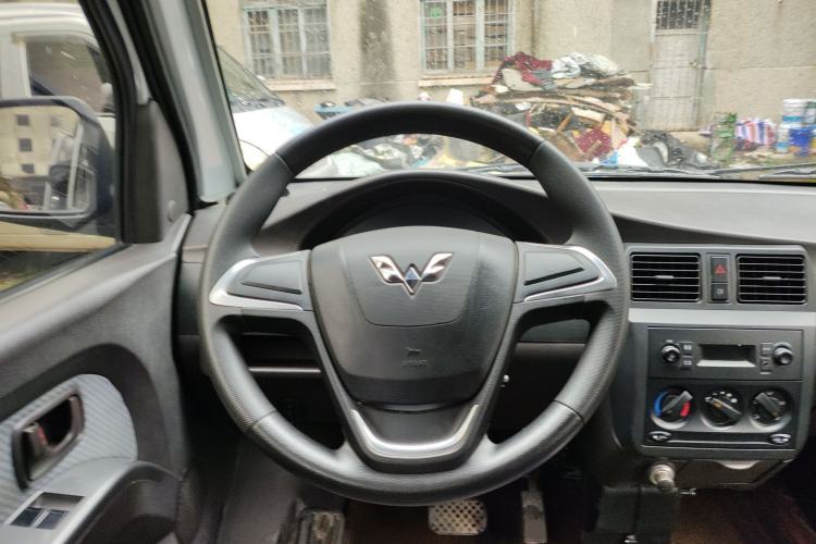 Used Wuling Rongguang EV 2023 Base Model Passenger Bus with Huating Battery