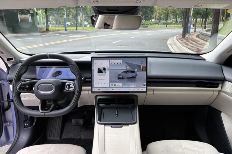 Used Lynk & Co 07 2024 EM-P 126 Long-Range Ultra
