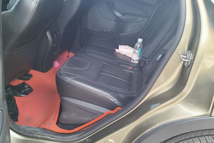 Used Ford Kuga 2015 2.0L GTDi Four-Wheel-Drive Sport Model
