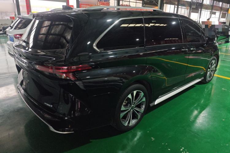 Used Toyota Granvia 2023 2.5L Hybrid Prestige PLUS Edition