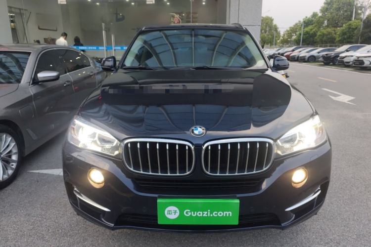 Used BMW X5 2017 xDrive28i Front