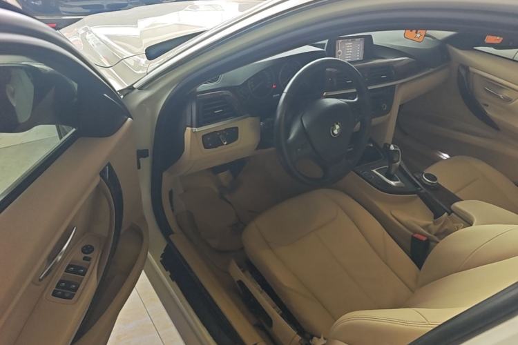 Used BMW 3 Series 2013 320Li Fashion Model
