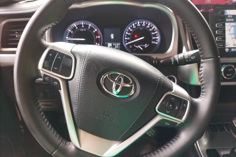 Used Toyota Highlander 2015 2.0T Four-Wheel Drive Luxury Edition 7-Seater
