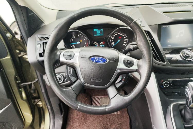 Used Ford Kuga 2013 1.6L GTDi Two-Wheel-Drive Trend Model