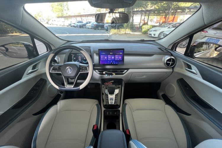 Used BYD Yuan Pro 2023 401KM Luxury Version
