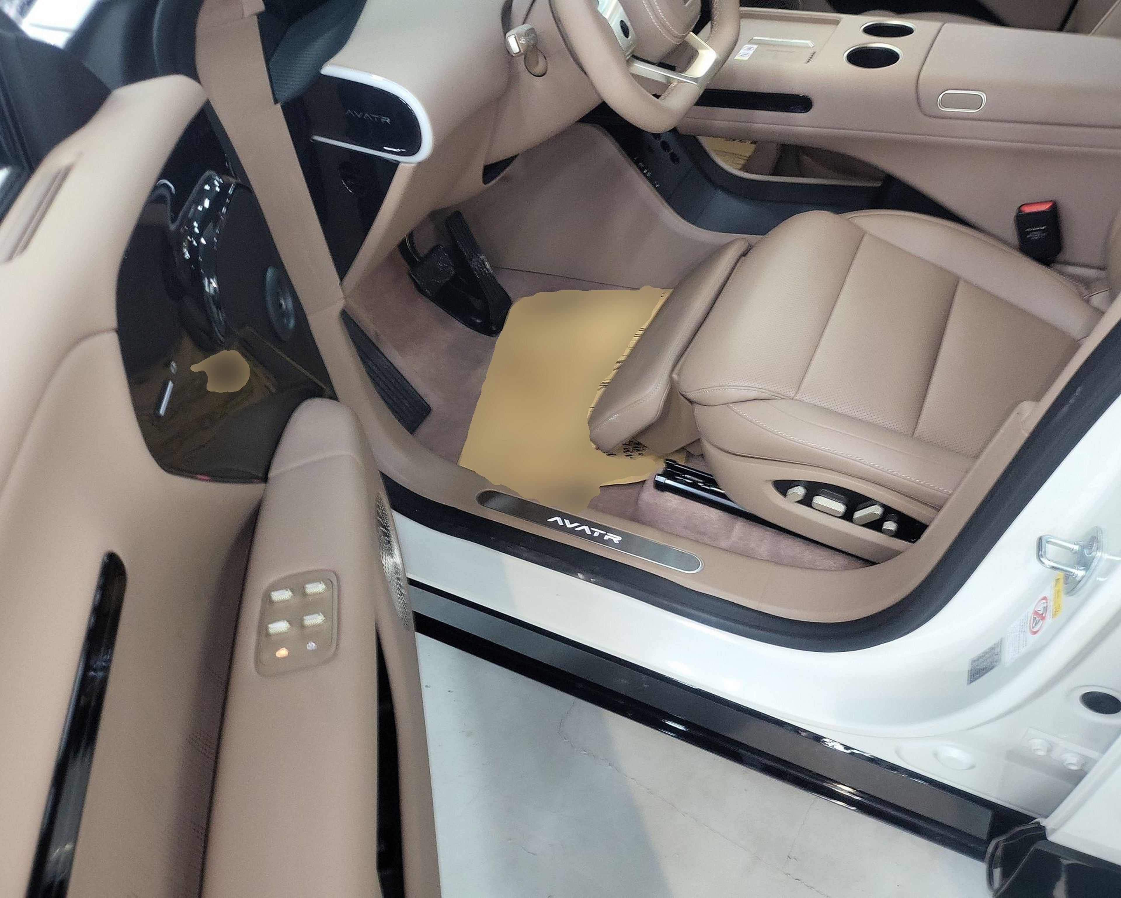 Переднее сиденье в автомобиле