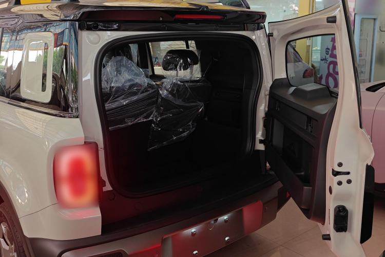 Used Baojun Spark EUV 2026 301km Flagship Edition Trunk