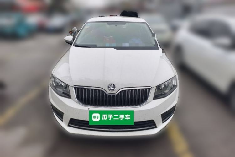 Used Skoda Octavia 2017 Classic Model 1.6L Manual Comfort Edition
