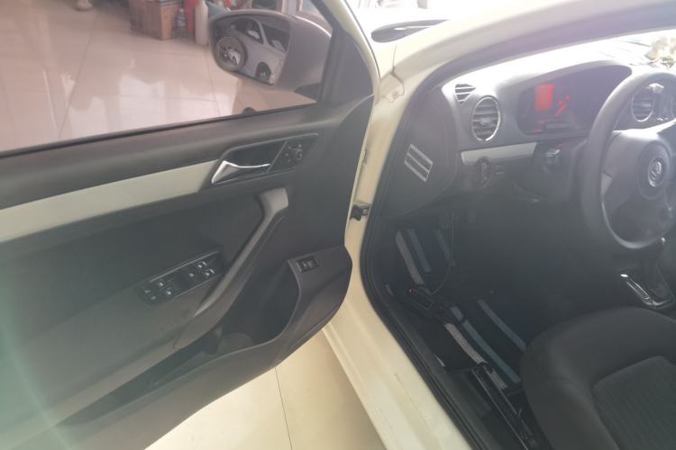 Used Volkswagen Jetta 2015 Value Edition 1.6L Automatic Comfort Version
