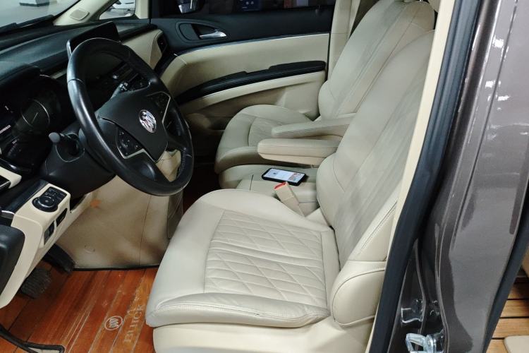 Used Buick GL8 2023 Land Executive Class 652T Luxury Model