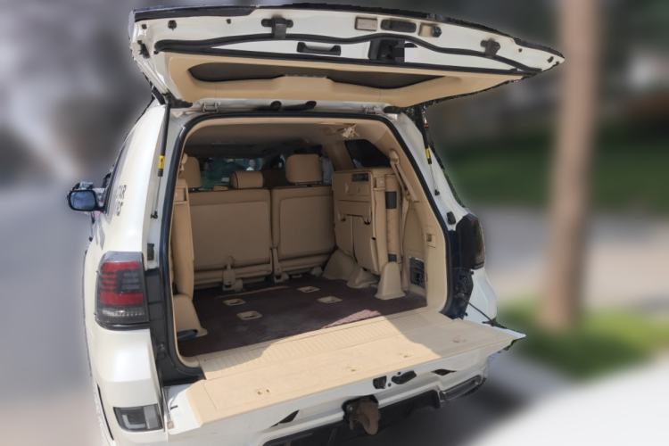 Used Toyota Land Cruiser 2016 4.0L Automatic Transmission Middle East Version Trunk