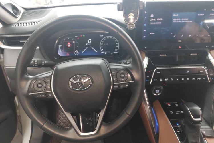 Used Toyota Venza 2023 2.0L CVT Two-Wheel Drive Prestige Version
