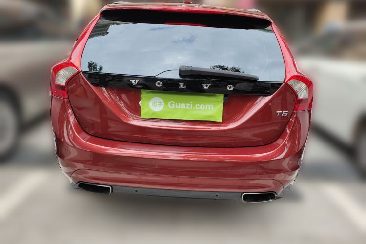 Used Volvo V60 2014 T5 Zhiya Edition
