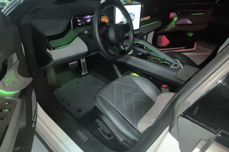 Used Zeekr 001 2022 Ultra-Long Range Dual-Motor YOU Version Driver Seat