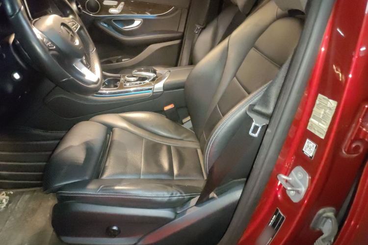 Used Mercedes-Benz GLC 2019 GLC 260 L 4MATIC Dynamic Model