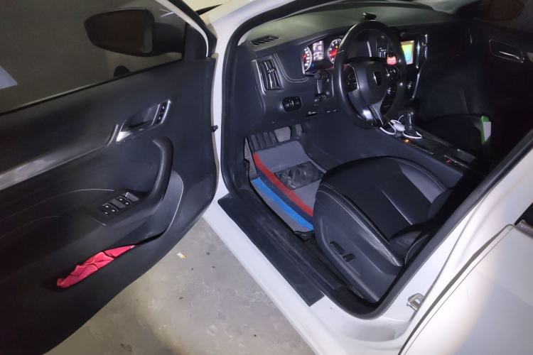 Used Roewe i6 2018 20T Automatic Internet ZhiZun Edition
