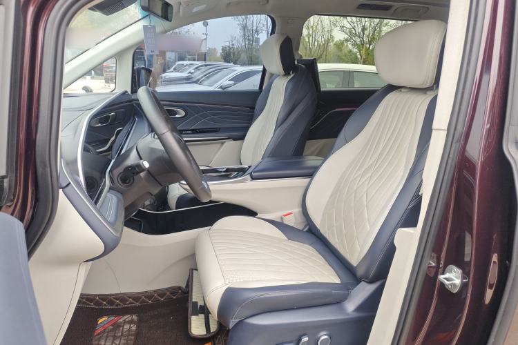 Used SAIC MAXUS G90 2022 2.0T Interstellar Seven-Seater
