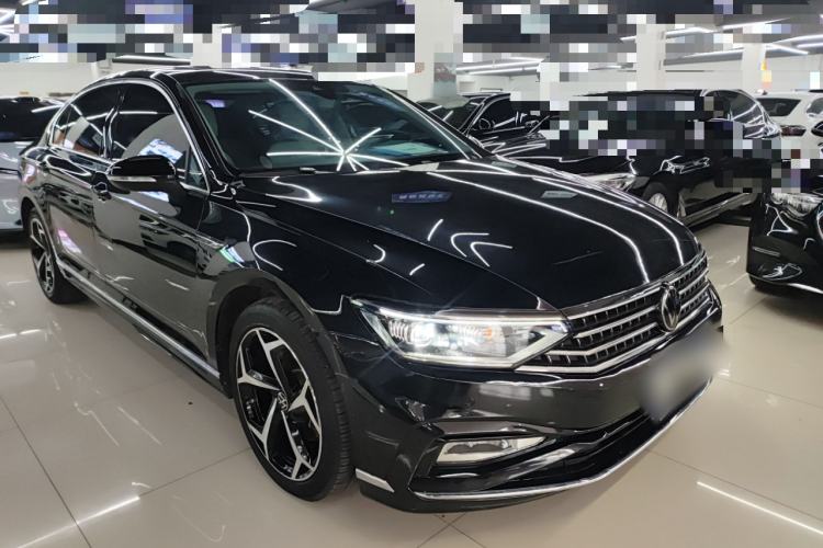 Used Volkswagen Magotan 2023 2 Million Units Commemorative Edition 330TSI DSG Luxury Version
