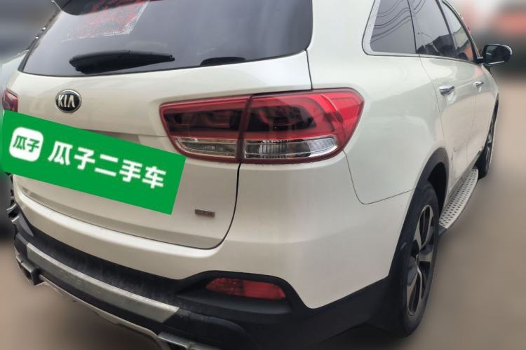 Used Kia Sorento 2015 Sorento L 2.4L Gasoline 4WD Elite Edition 7 Seats China IV Standard
