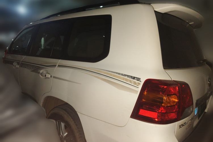 Used Toyota Land Cruiser 2012 4.6L Automatic VX-R Rear Left 45 Deg