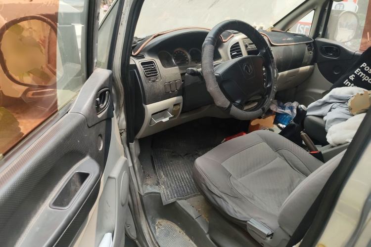 Used FORTHING Lingzhi 2015 M5 Q7 2.0L 7-seat Long-Wheelbase Comfort Model
