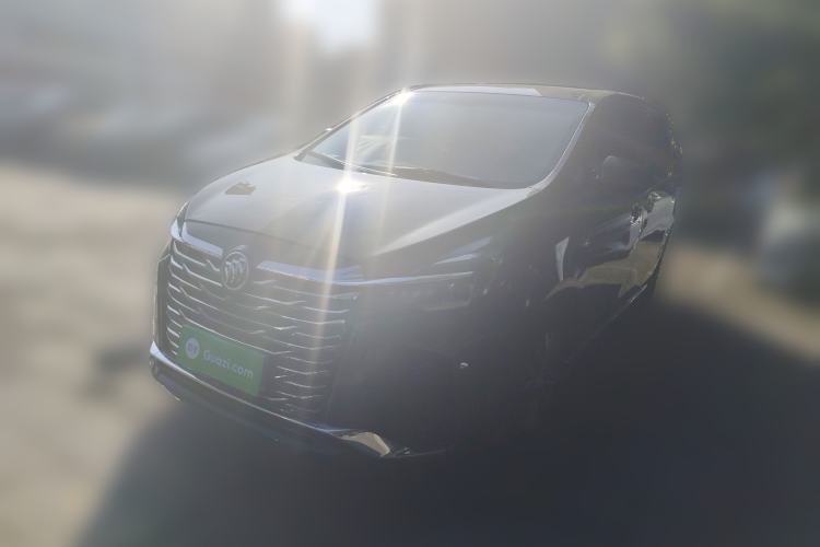 Used Buick GL8 2023 Land Executive Class Comfort Model