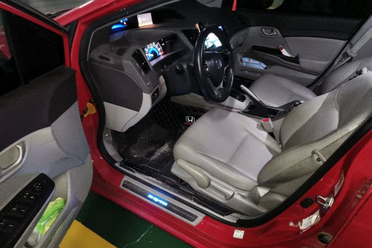 Used Honda Civic 2012 1.8L automatic comfort version
