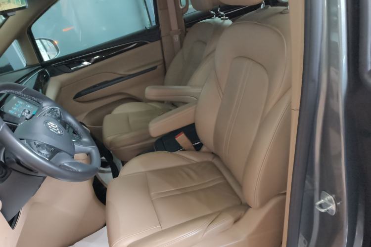 Used Buick GL8 2018 ES 28T Premium Model China VI Standard