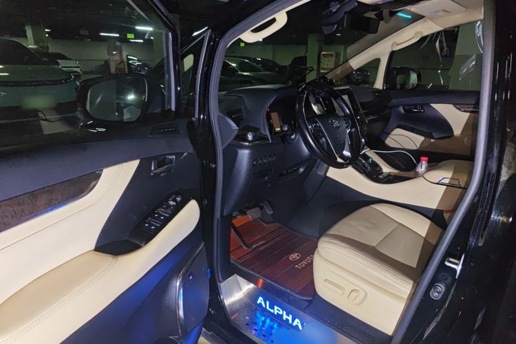 Used Toyota Alphard 2019 Dual-Engine 2.5L Prestige Edition