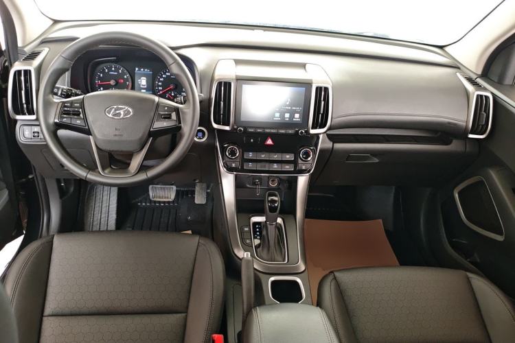 Used Hyundai ix35 2018 2.0L Automatic 2WD Zhiyong·Changxiang Edition Center Console