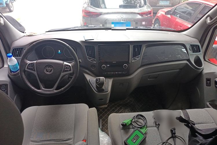 Used Foton Toano 2023 2.0T Automatic Urban Edition Short Wheelbase Mid-Height Design with Single Rear Tire—Available in 5/6/9-Seater Configurations
