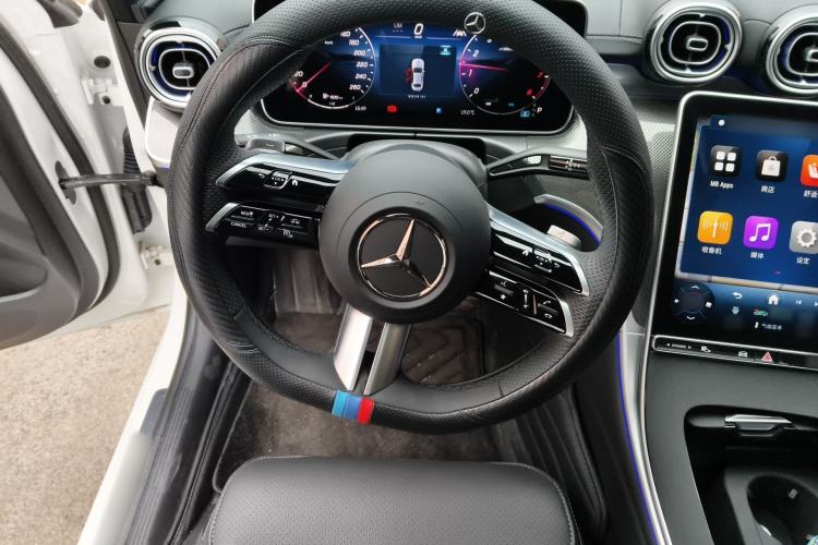 Used Mercedes-Benz C-Class 2025 Facelift C 260 L Sport Edition Steering Wheel