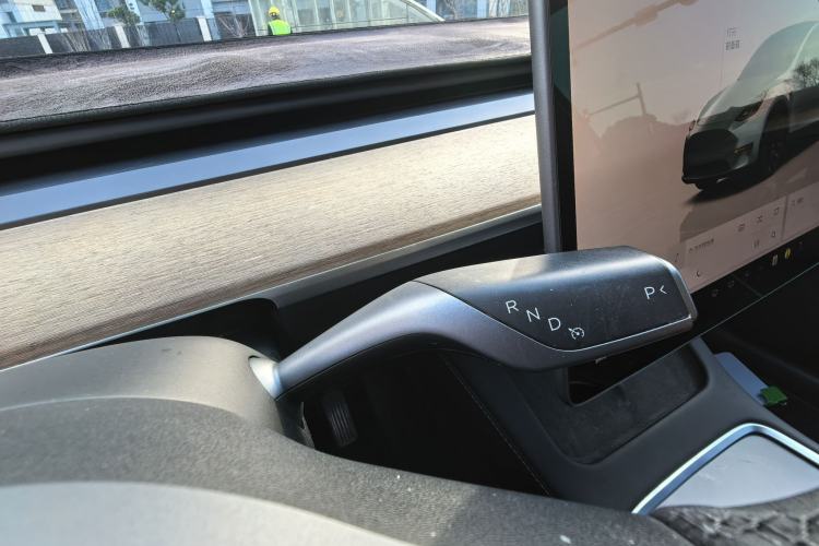 Used Tesla Model Y 2022 Rear-Wheel-Drive Version