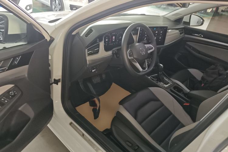 Used Volkswagen Bora 2023 300TSI DSG Prestige Edition
