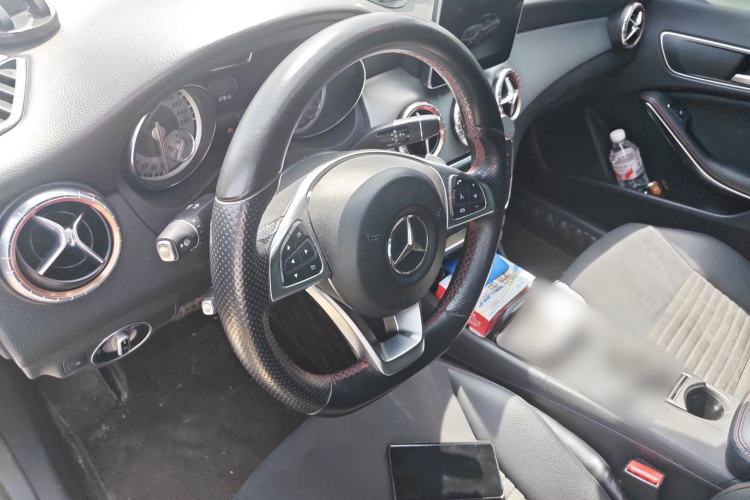 Used Mercedes-Benz CLA 2015 CLA 220 4MATIC
