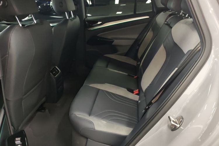 Used Volkswagen ID.4 CROZZ 2022 Long-Range PRO Edition
