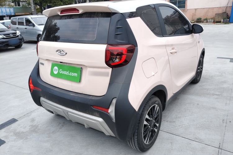 Used Chery Little Ant 2022 Sweet Pink Edition Half-Sugar Version Lithium Iron Phosphate 29.2 kWh 30 kW 301 km