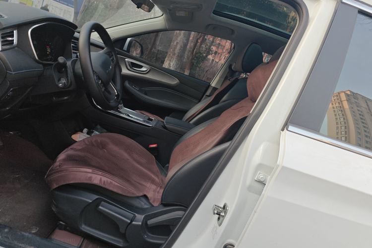 Used Roewe RX5 2023 PLUS 330TGI Automatic Trendsetting Smart Edition